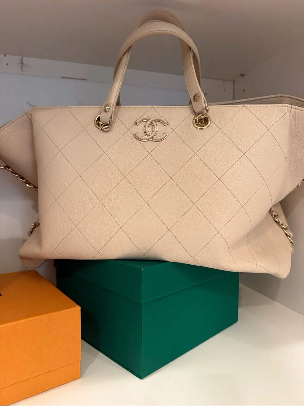 CHANEL Blush Quilted Leather Tote with Gold Hardware - Picture 1 of 9